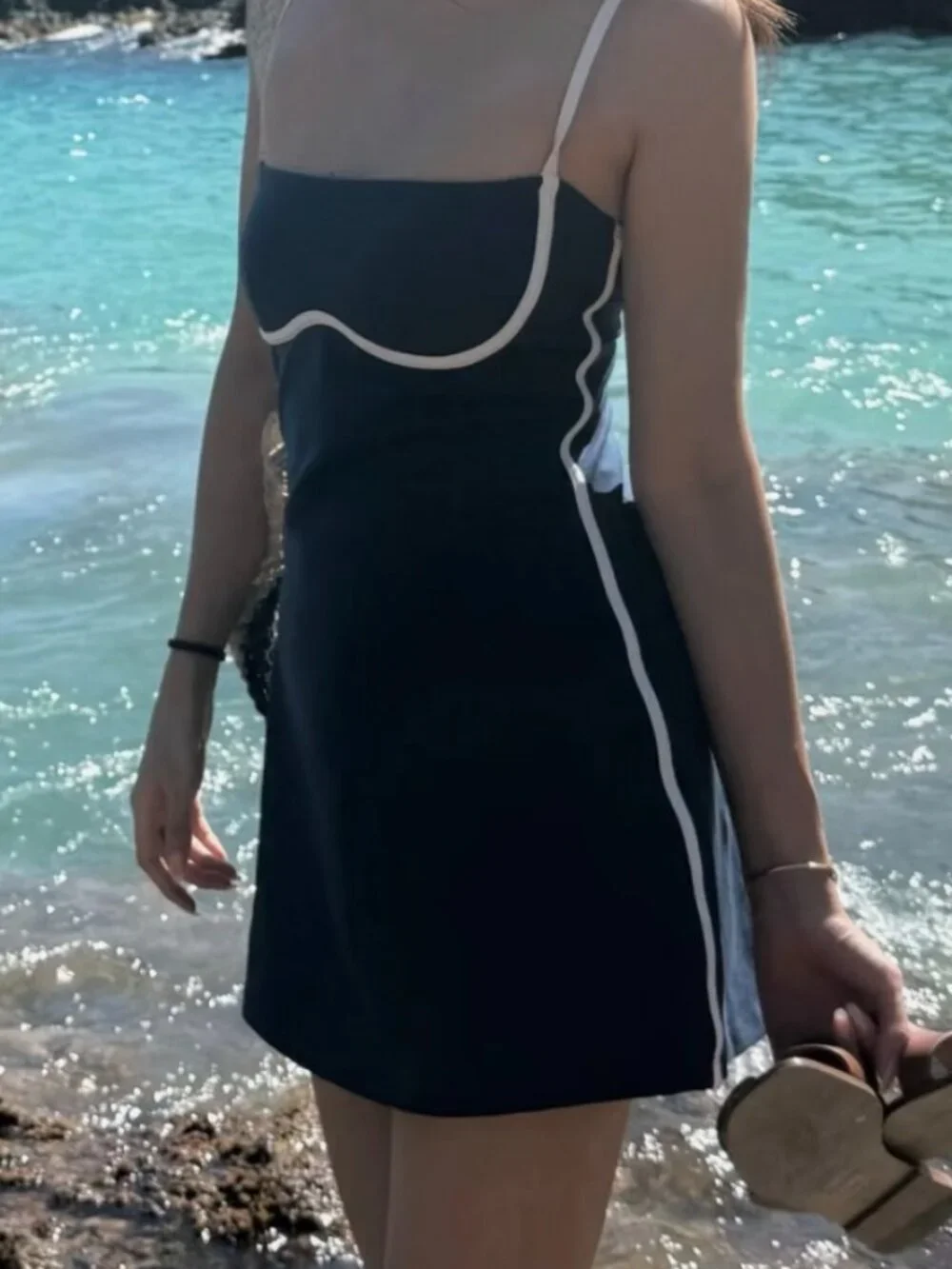 ALO Yoga Summer☀️Streamlined Navy/Ivory M Dress NWT Sports,Tennis,Travel,Daily👙 - Picture 1 of 9